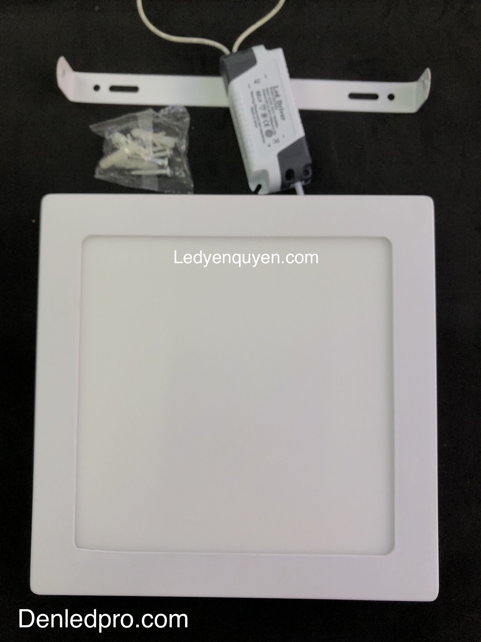 Äèn Nổi 15W Vuông Äèn Nổi 15W Vuông