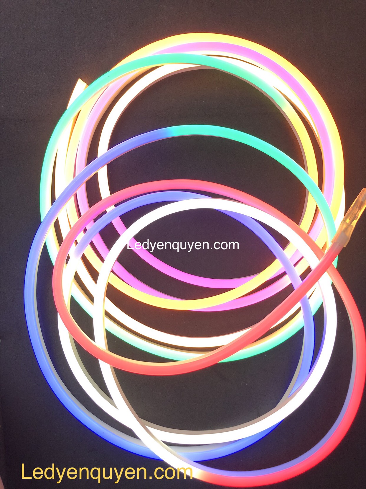 LED Neon Sign Uốn Chữ 12v màu cam 50m LED Neon Sign Uốn Chữ 12v màu cam 50m