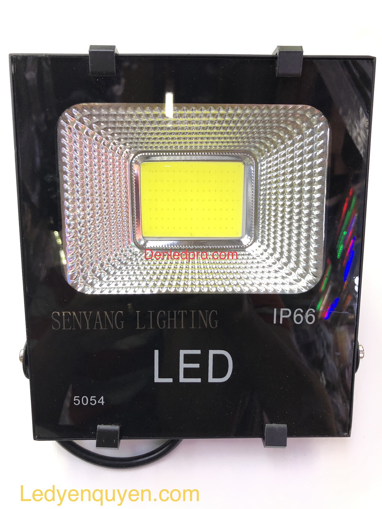 Äèn Pha LED 50W Senyang Light Äèn Pha LED 50W Senyang Light
